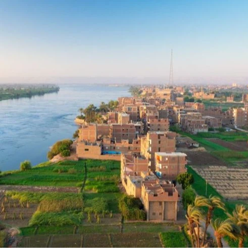 Ebnyland Alvenas en Novan Sohag — Egipta Nova Internacia-Norma Temo-Parko Kaj...